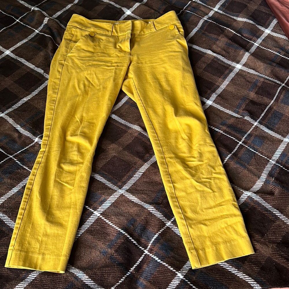 Mustard fall color, a great pop to your wardrobe.